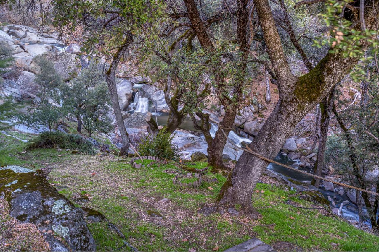 Casa Rio Yosemite -Waterfall Plus 9 Acres Oakhurst Extérieur photo